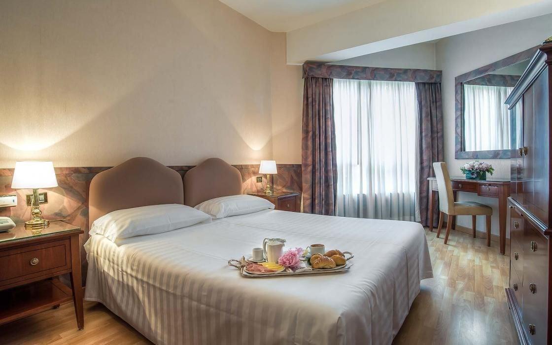 ויטרבו Mini Palace Hotel מראה חיצוני תמונה